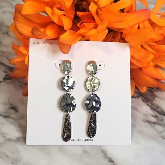 Hammered Circle Drop Earring Silver Color - Picture 2 of 8